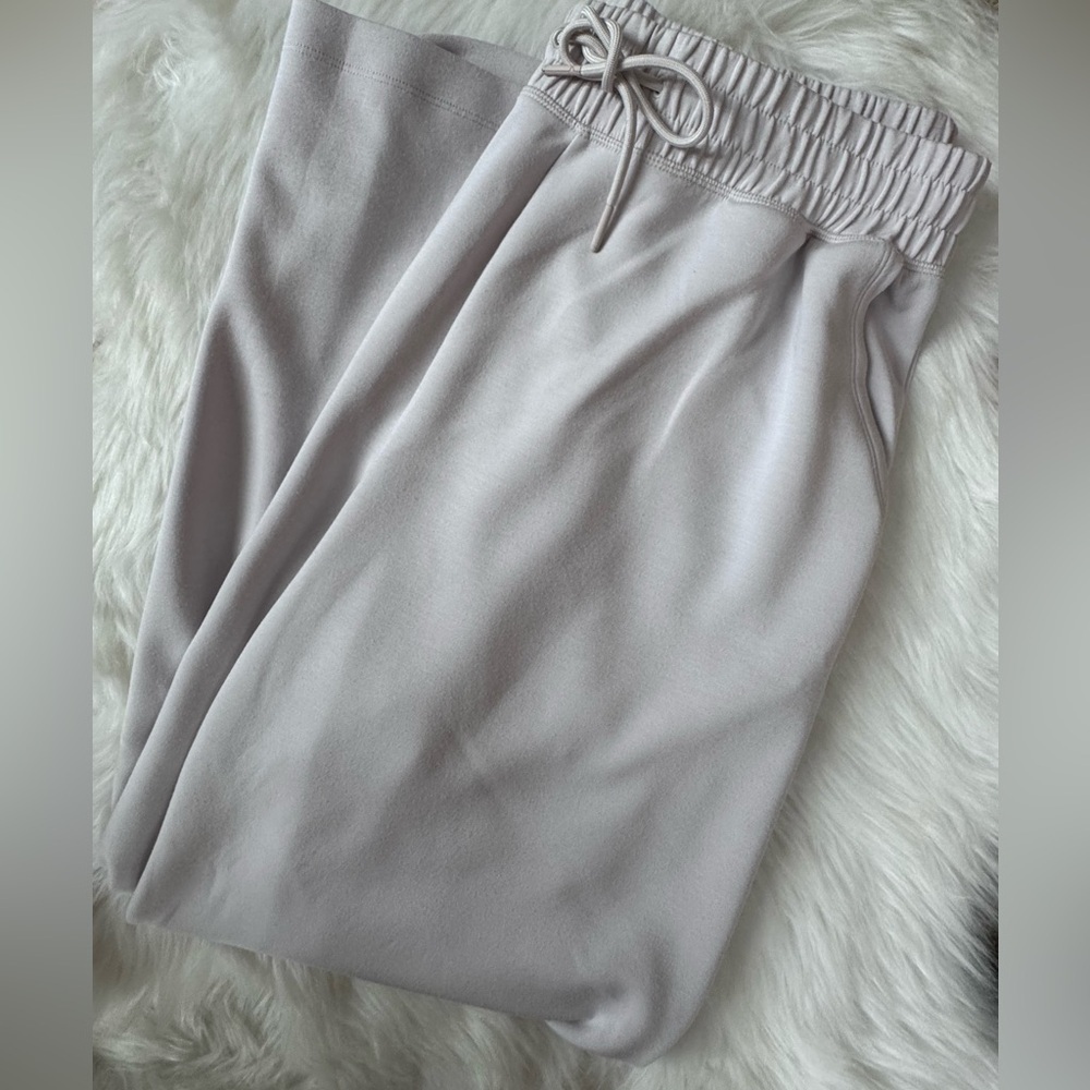 Gilly Hicks (Hollister) Size XXL Cooldown Pants in “Stone” - Picture 7 of 9
